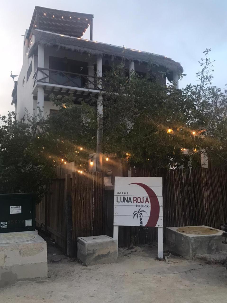 Hotel Luna Roja Holbox Bagian luar foto